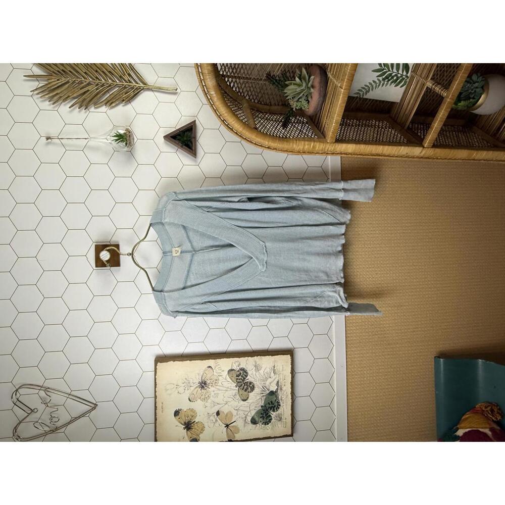 We the Free Light Blue Plunging V-Neck Long Sleeve Top - Size - Small